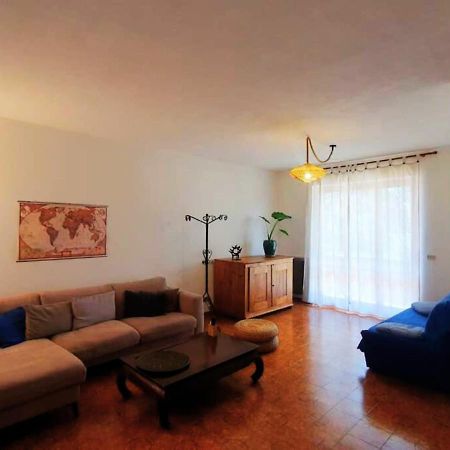 El Lugo Apartment Cola  ภายนอก รูปภาพ